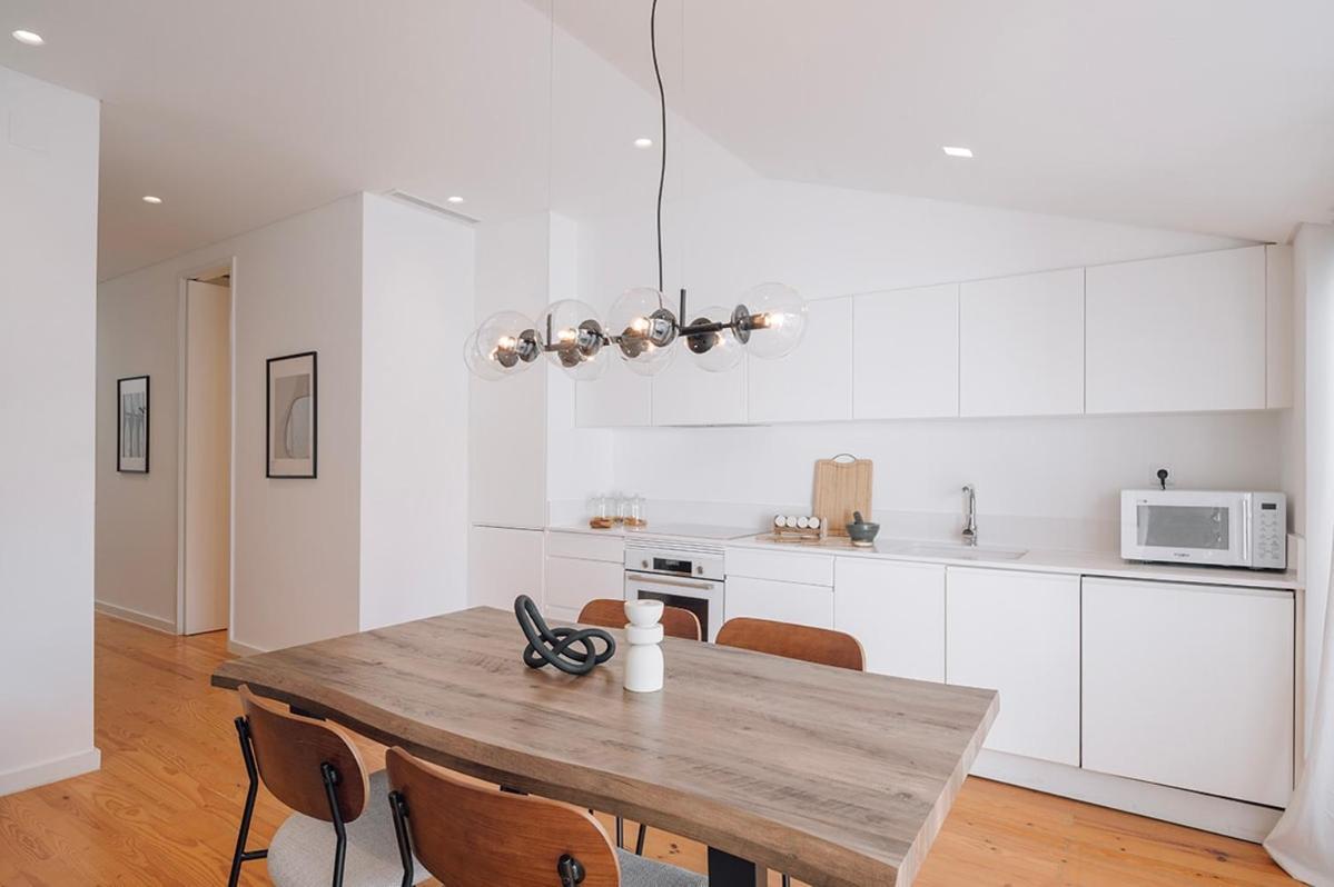 Apartment Espichel - 2 Bedrooms In Campo De Ourique Lisbon
