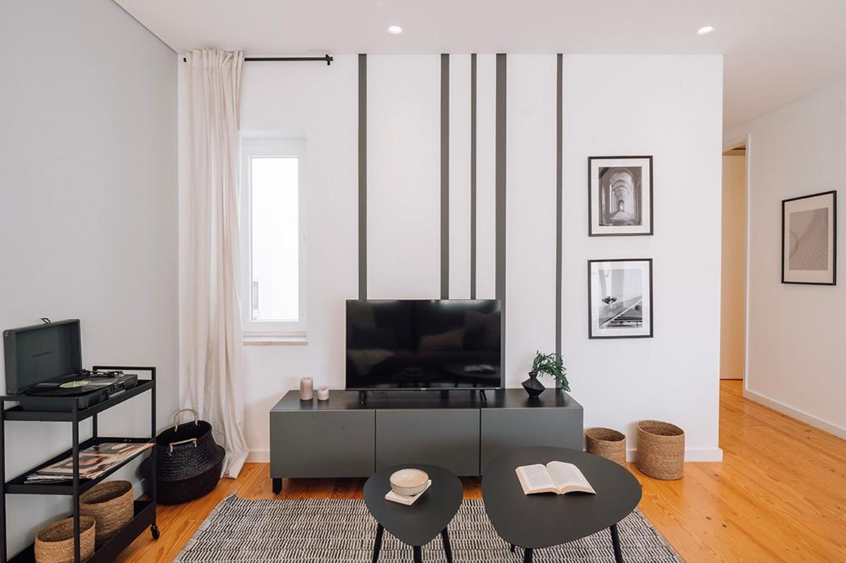 Apartment Espichel - 2 Bedrooms In Campo De Ourique Lisbon